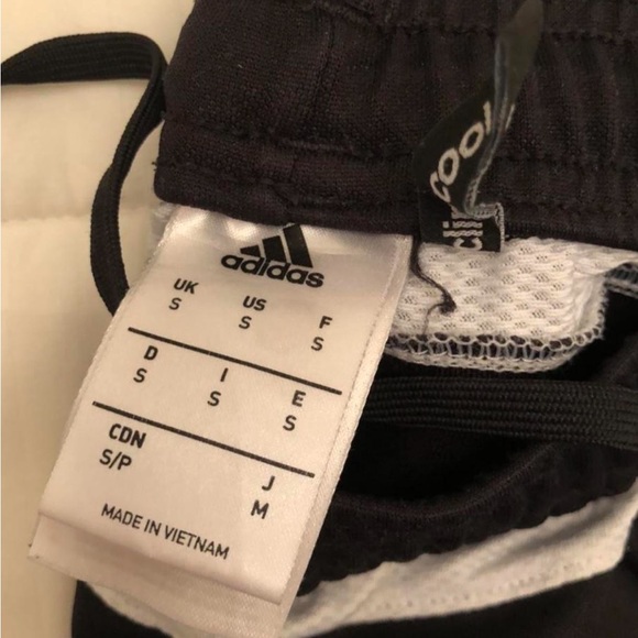 Adidas track pants - Picture 4 of 4